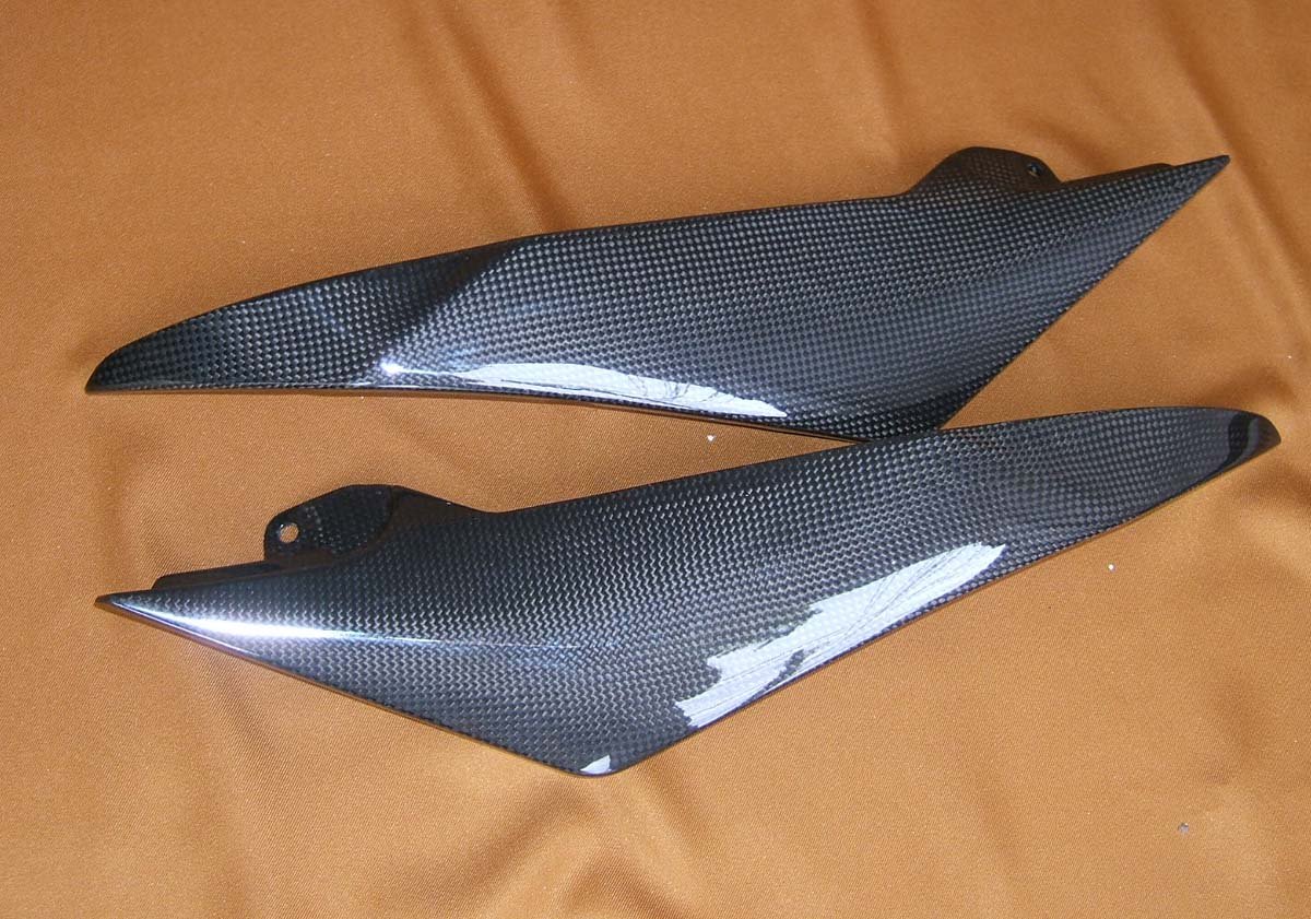 Tank In-Fill Panels Pair (Carbon), Yamaha R6, 2008-2016