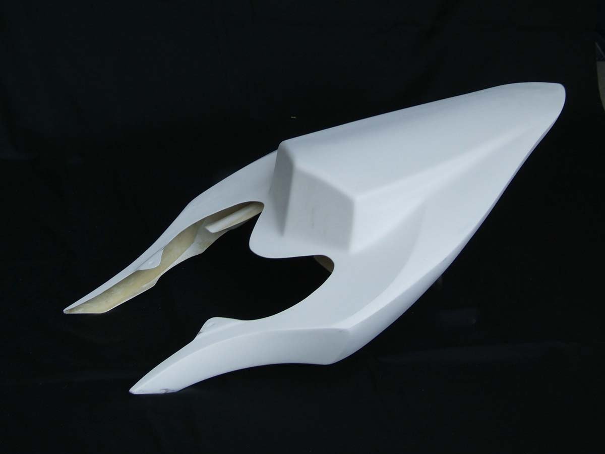 Seat Cowling (Race), 2004-6 Yamaha R1 - Image 2