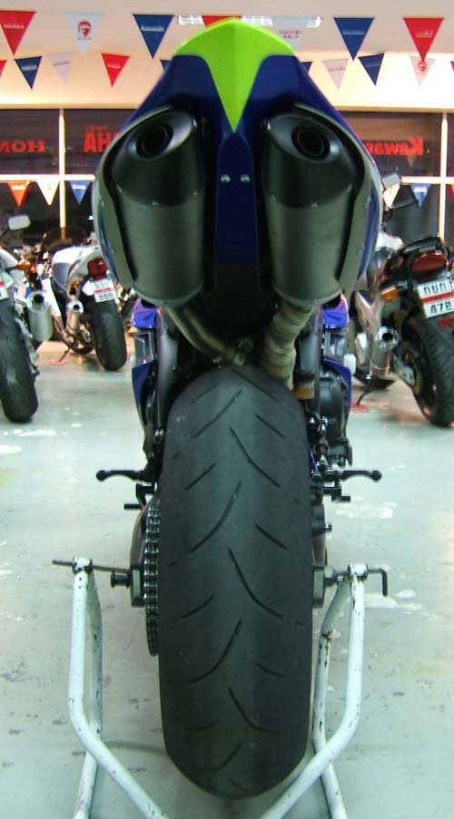 Seat Cowling (Race), 2004-6 Yamaha R1 - Image 4