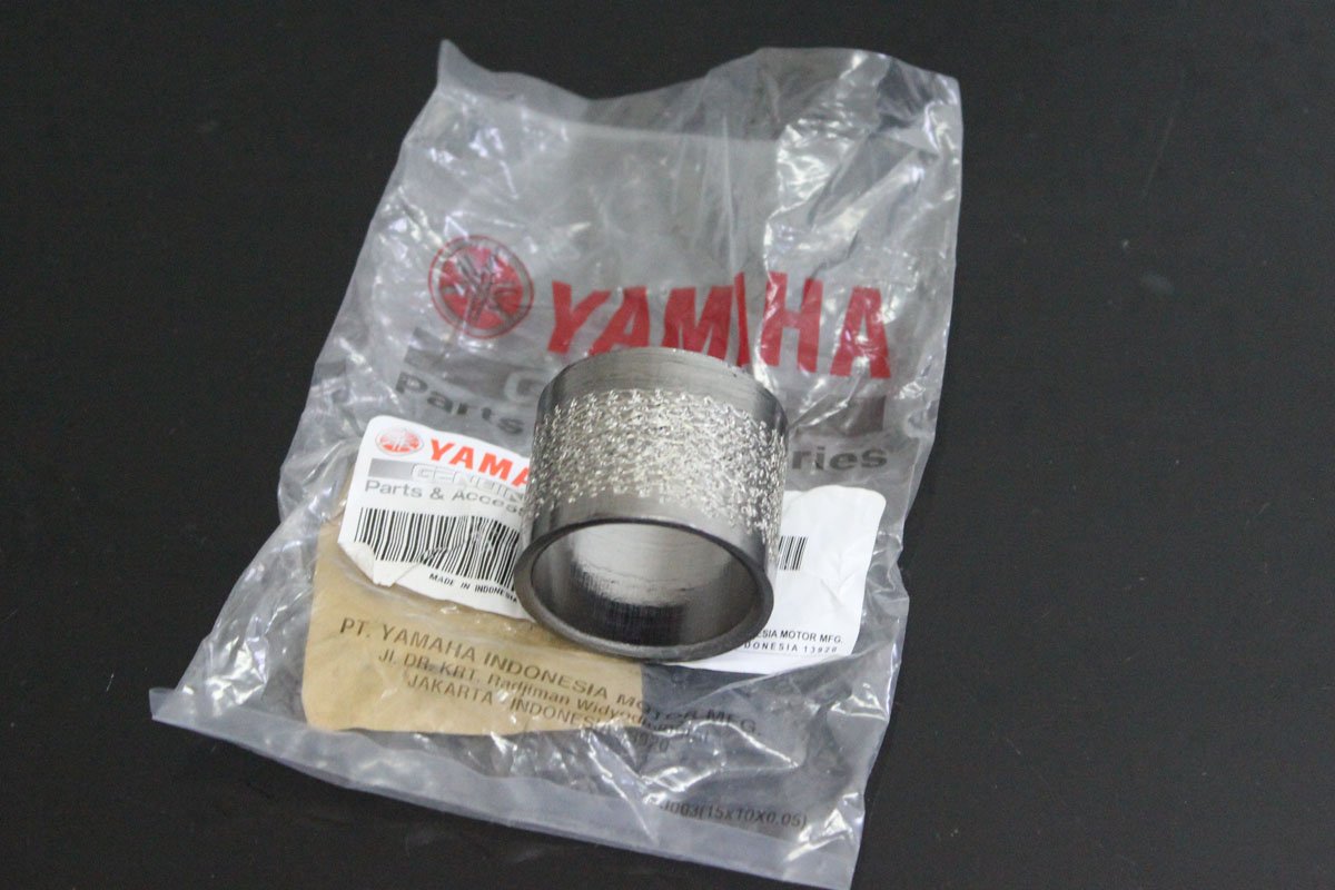 Replacement Silencer, Carbon, Oval/Carbon End Cap, Yamaha R25/R3 - Image 7