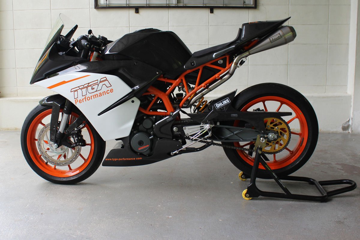 Side Cowling A, Left, Race (GRP), KTM RC125/200/390 - Image 5