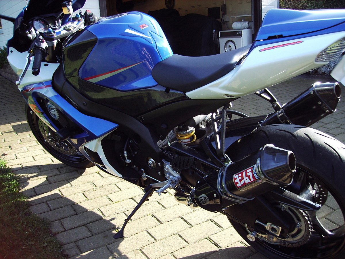 Tank In-Fill Panels, Pair, (Carbon), Suzuki GSX-R1000 K7 -K8 - Image 4