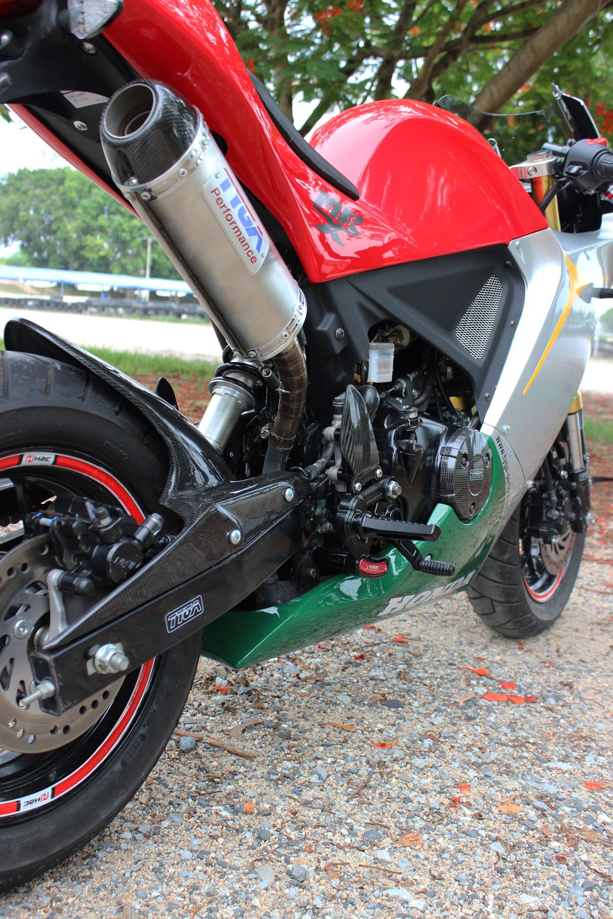Set, Pipe, Full Race System, MSX125 Grom, Stainless Oval/Carbon End Cap - Image 3