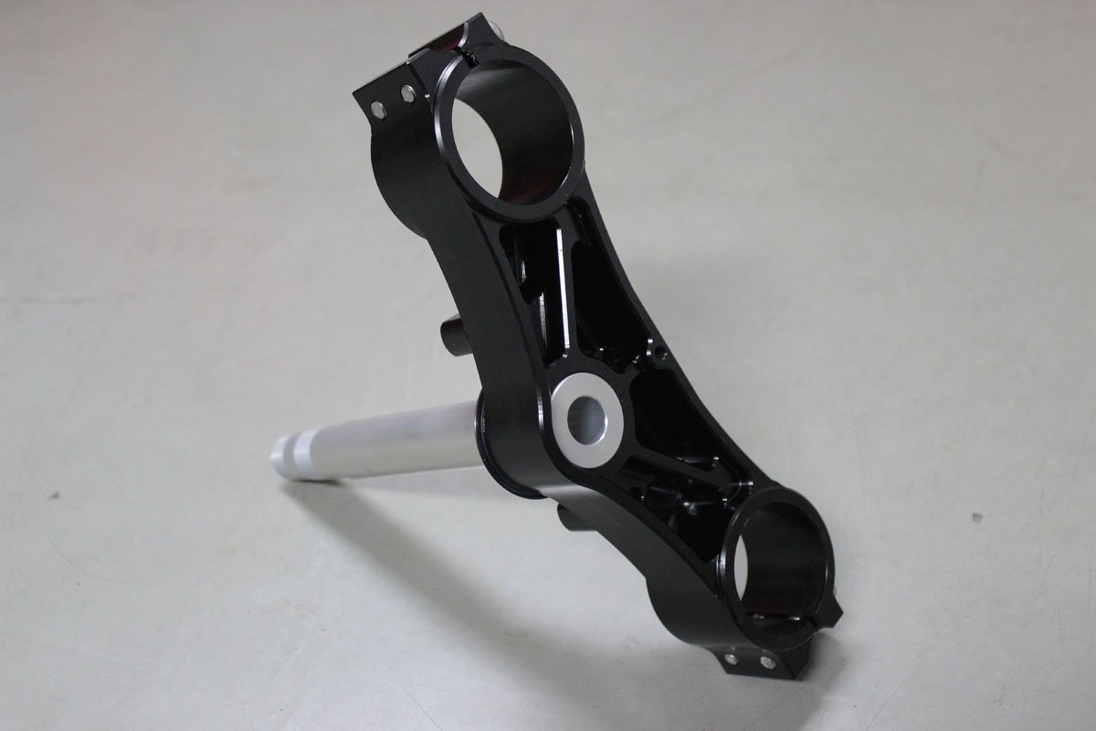 Lower Triple Clamp, CNC Black, CBR600RR forks/NC35 shaft - Image 2