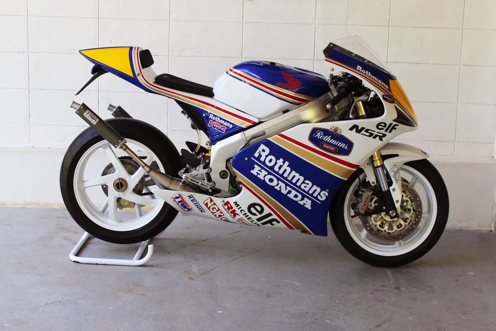 NSR250(MC21 MC28 ) LEDフォグランプ付フロントフェンダー Yahoo