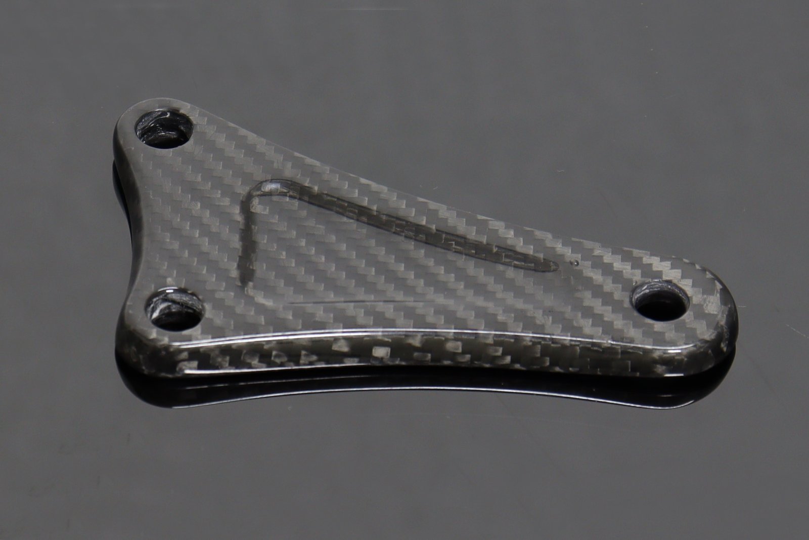 Exhaust Hanger Stay Right, Carbon, RGV250