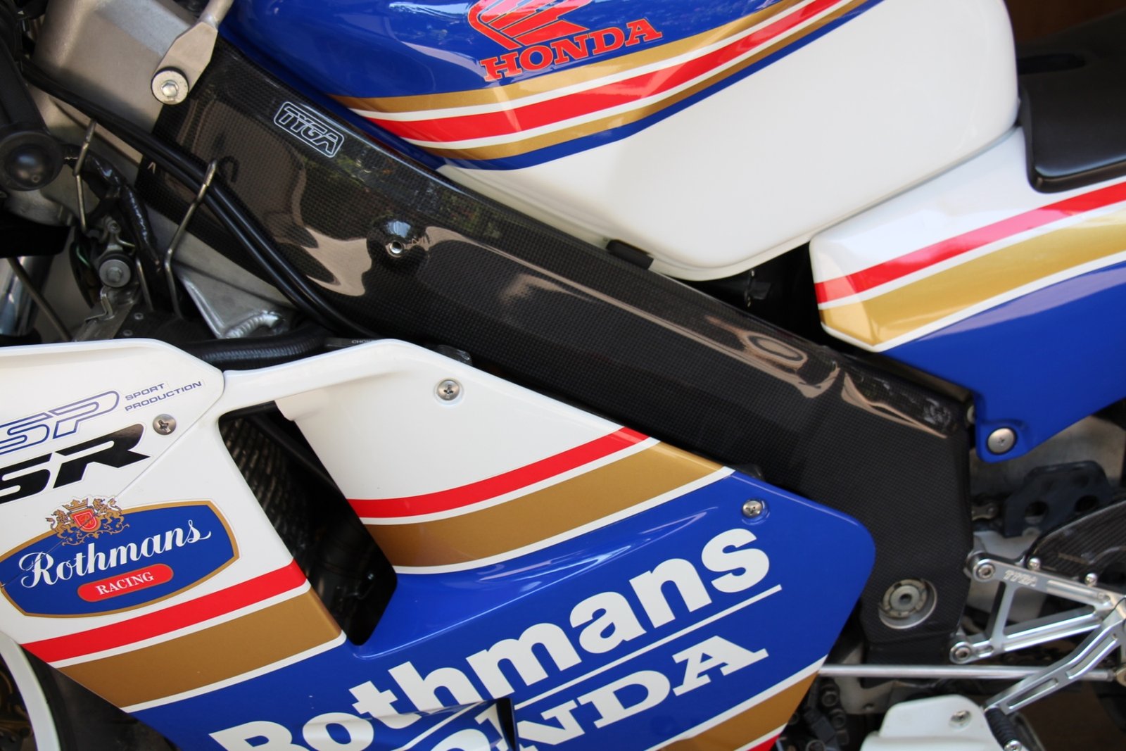 Swing Arm Cover, Pair, (Carbon) Honda NSR250, MC21 - Image 7