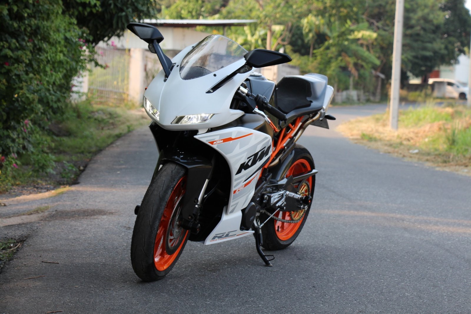 Kit, Upper Fairing, Street, (GRP) KTM RC125/200/250/390 - Image 8
