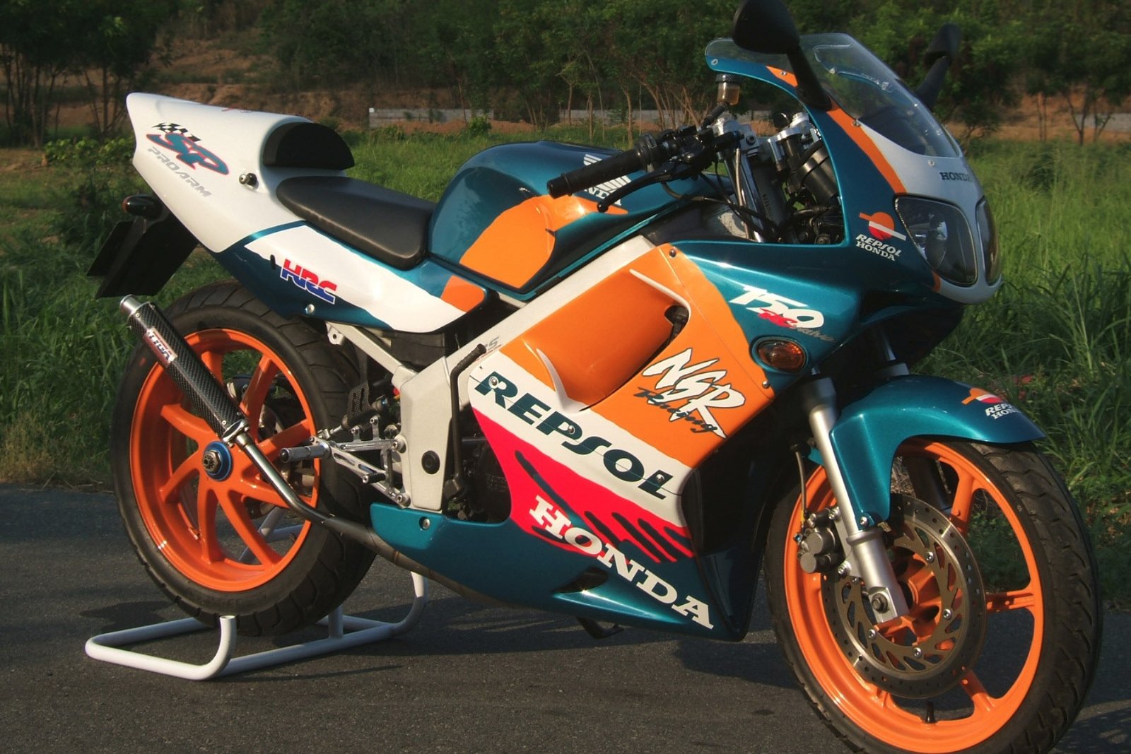 Seat Cowling (GRP), NSR150SP (painted) - Image 9