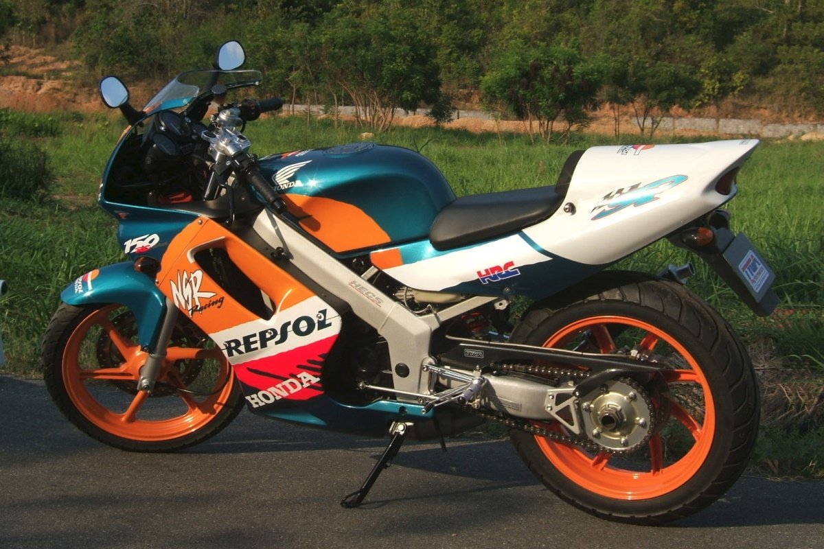 Seat Cowling (GRP), NSR150SP (painted) - Image 10