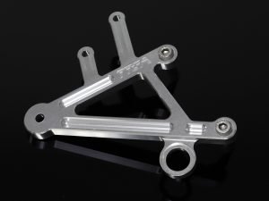 Tyga Step Kit Replacement Right Side Hanger, VJ21, Assy.