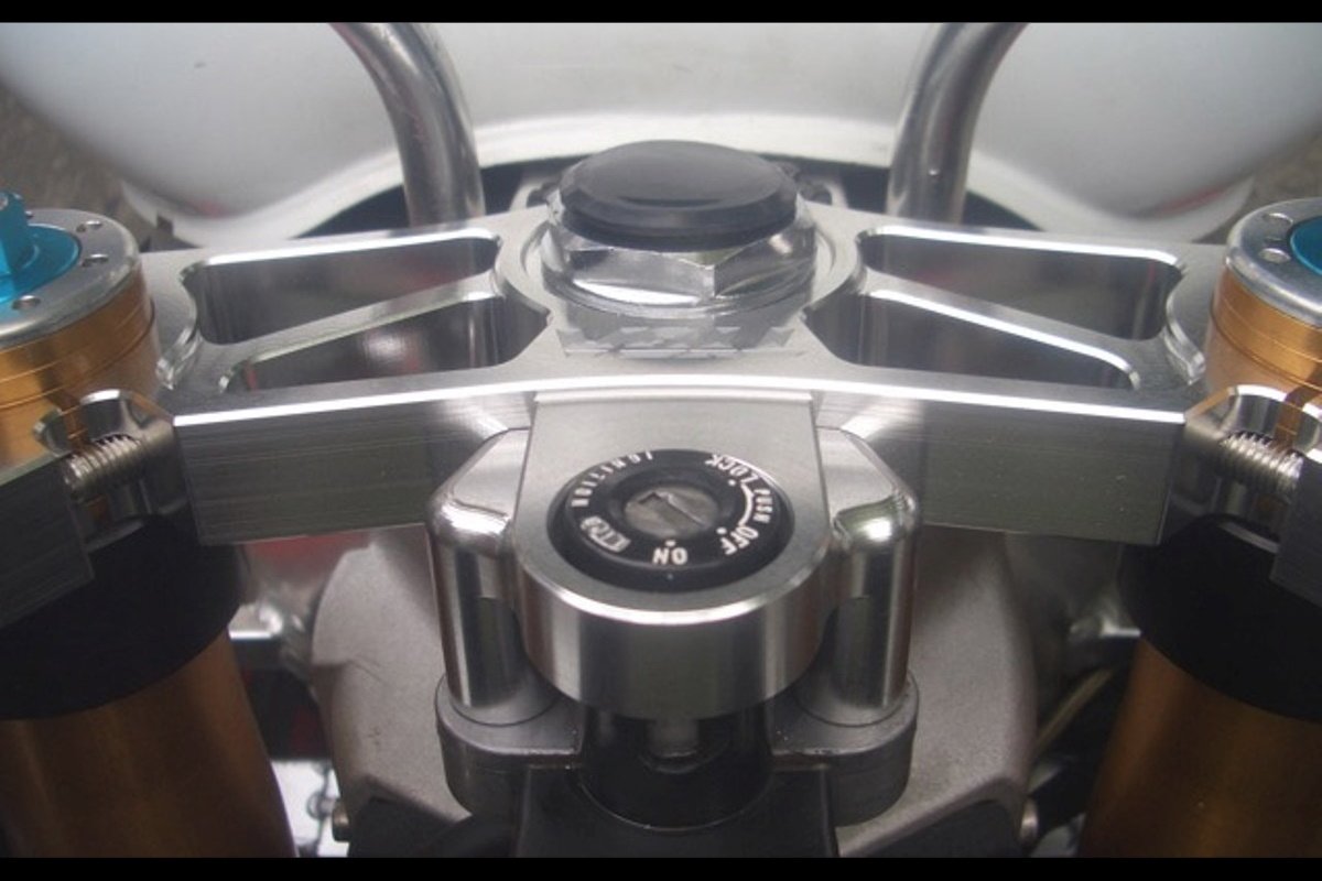 Top Triple Clamp Set, CNC Silver, Honda SP2 - Image 5