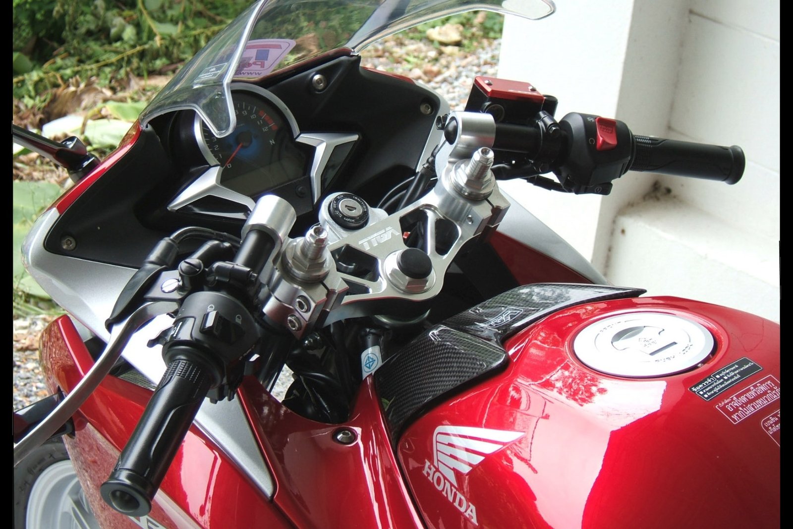 Top Triple Clamp Set, CNC Silver, CBR250R/CBR300R - Image 3