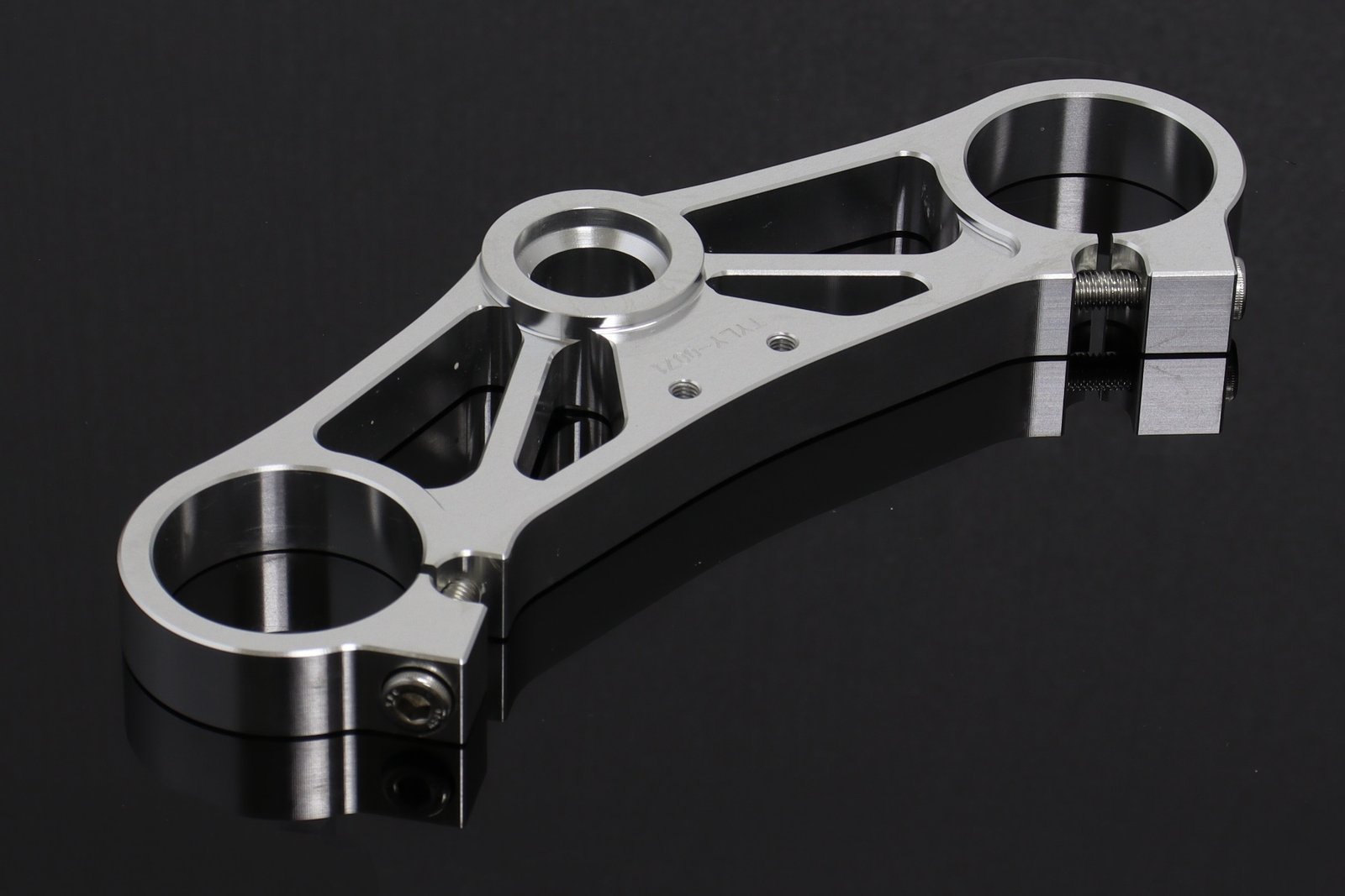 Top Triple Clamp, CNC Silver, RGV250 VJ23 - Image 2