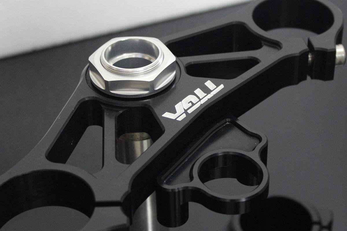 Triple Clamp Set, CNC Black, VFR400R, NC30 (stock forks) - Image 3