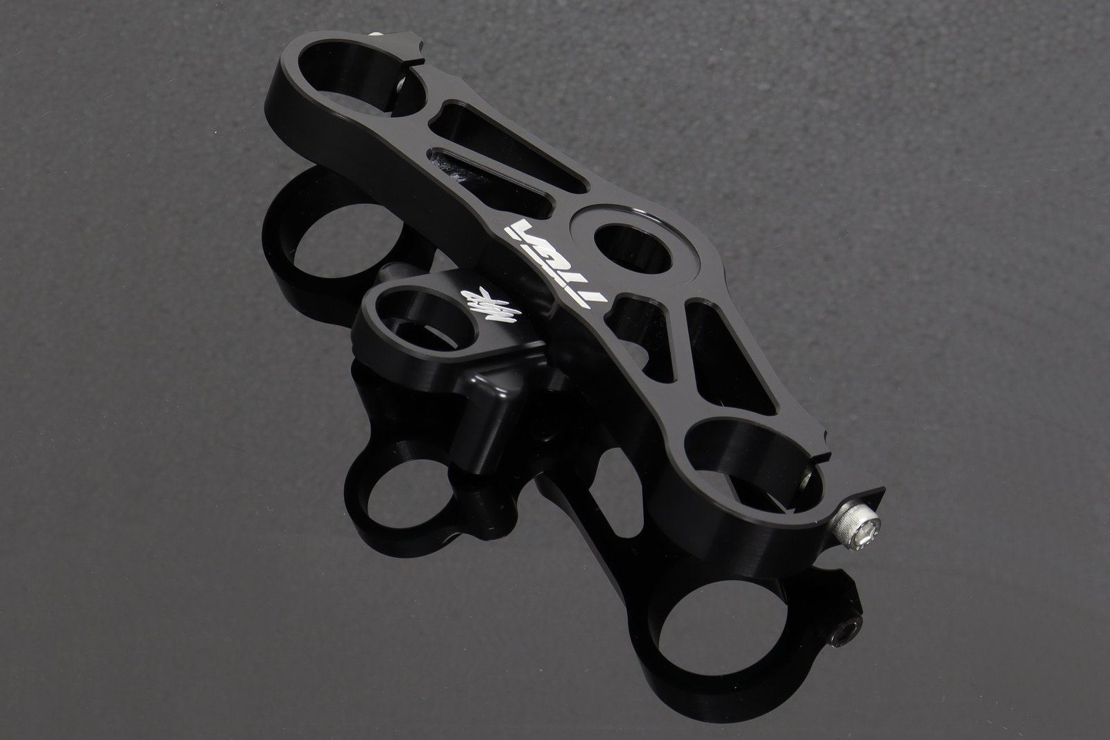 Top Triple Clamp, CNC Black, NSR250 - Image 3