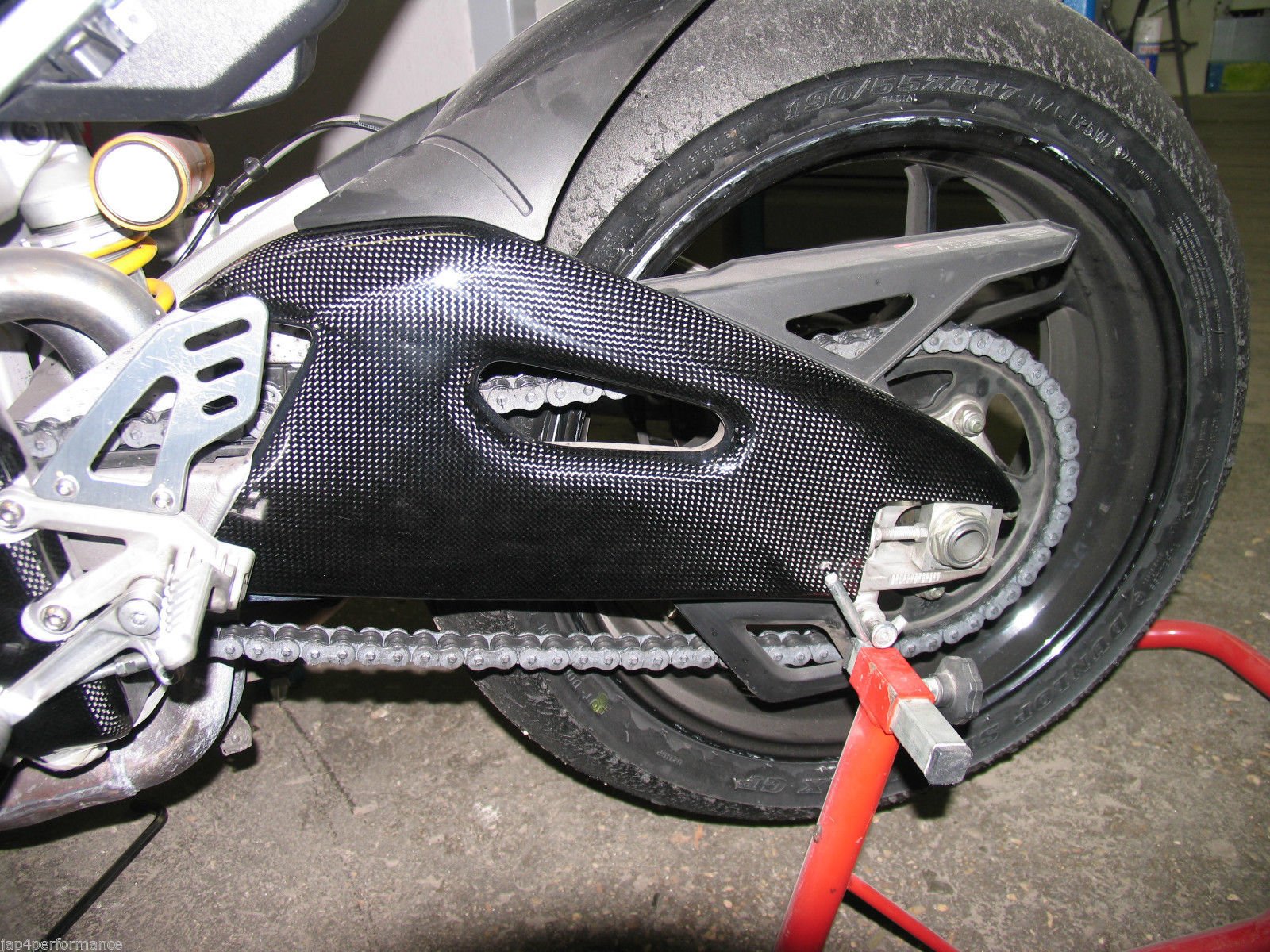 JAP4 APRILIA RSV4 1000 / TUONO RSV4 1100 RR RF Carbon Swing Arm Cover Set (Satin) - Image 3