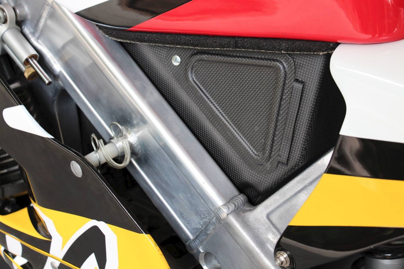 Air Box, Carbon/Kevlar, RS250, NX5 - Image 9