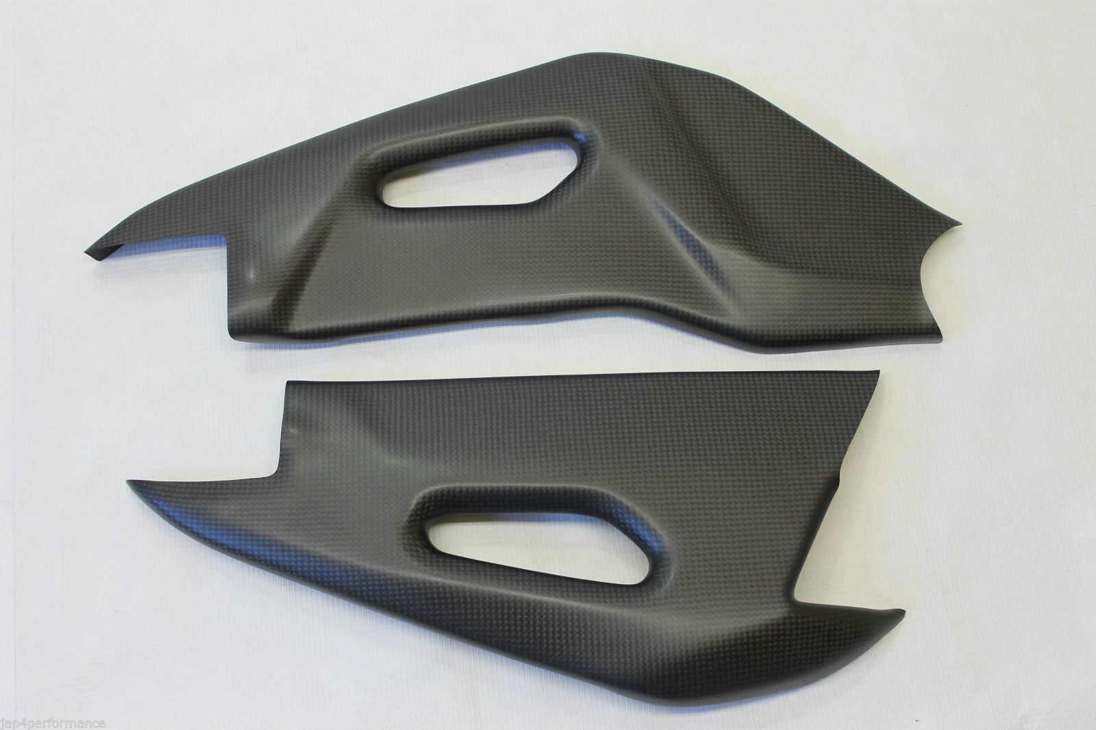 JAP4 APRILIA RSV4 1000 / TUONO RSV4 1100 RR RF Carbon Swing Arm Cover Set (Satin)