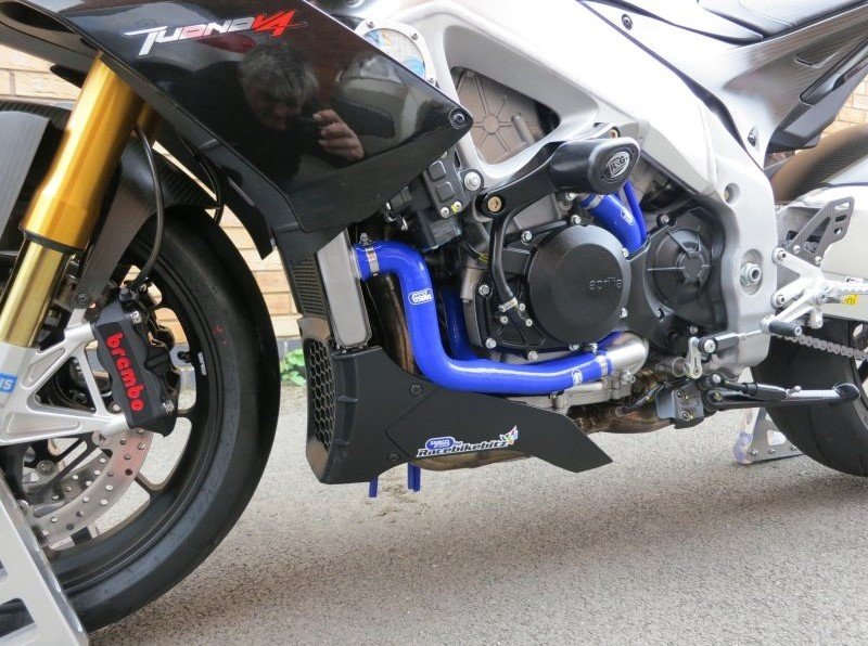 APRILIA V4 Tuono 1100 Factory (2015-2018) 8 piece SAMCO HOSE KIT BLUE - Image 2