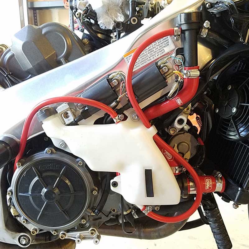 APRILIA RSV1000 Mille (1998-2003) 10 piece SAMCO HOSE KIT RED - Image 2