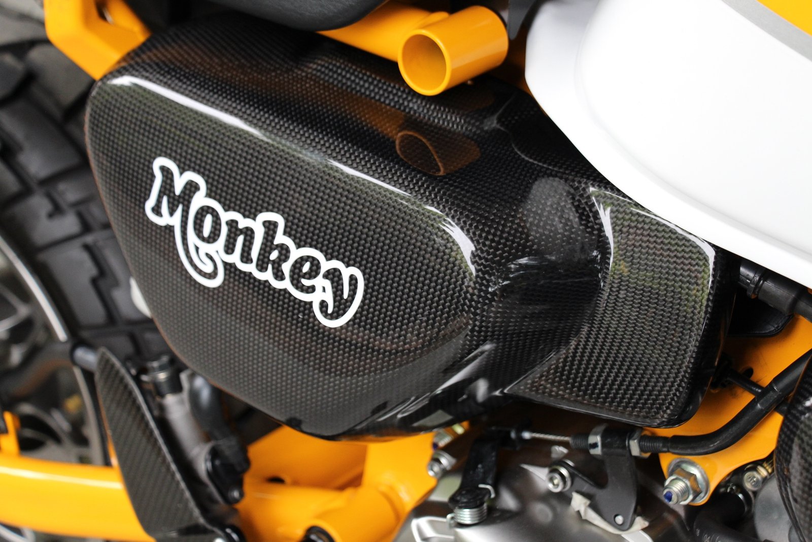 Side Cover Carbon, Right, Monkey 125 2018- - Image 4