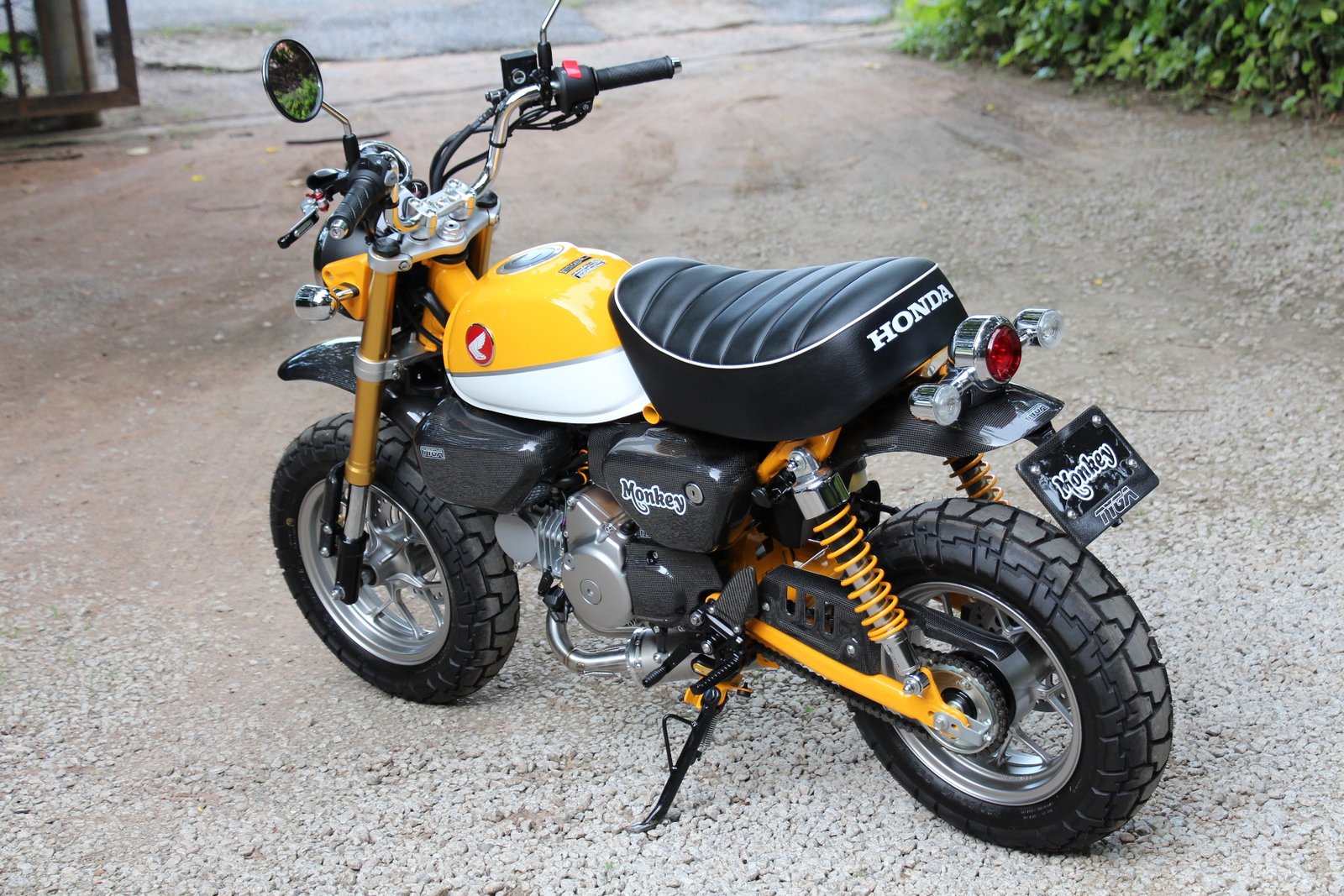 Registration/License Plate Holder/Tail Tidy, (Carbon), Monkey 125 (2018-) - Image 4
