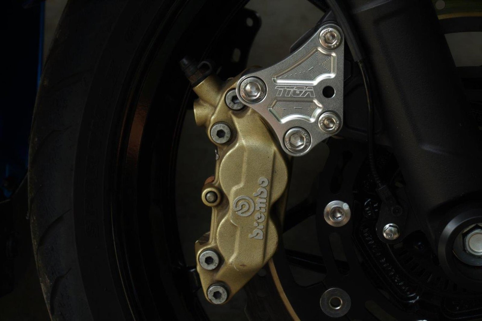 Bracket, Front Brake, 40 mm Brembo Conversion, Silver, Kawasaki Ninja 400 - Image 3