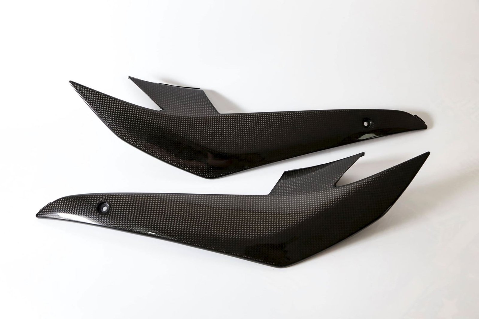 JAP4 Suzuki GSX-R1000 (2017 - ) Carbon Tank Infill set (Gloss) - Image 2