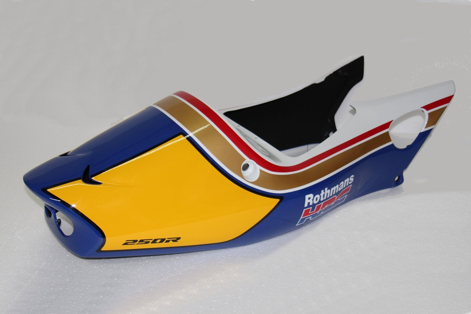 Kit, Bodywork, GRP, stock shape, with GRP tank, NSR250 MC28, Painted Rothmans - Image 11