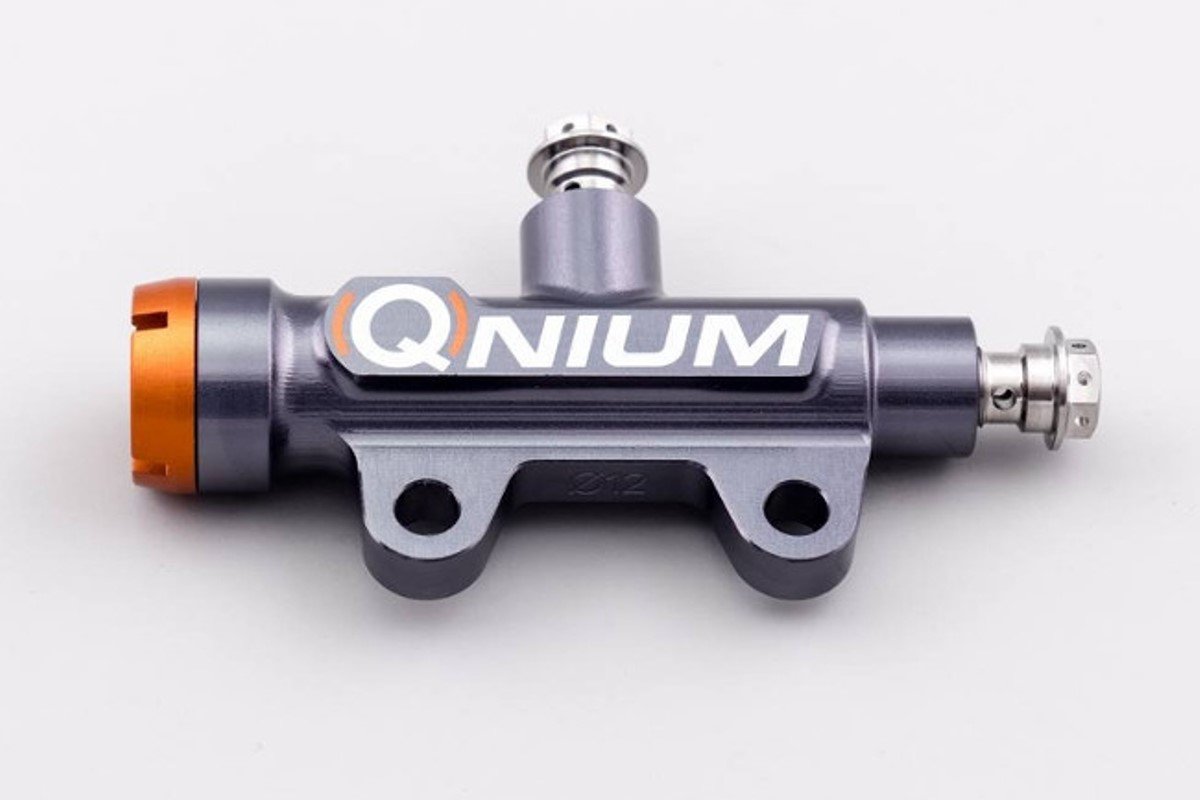BMC18GB Back Master Cylinder – Double Banjo Side and Top