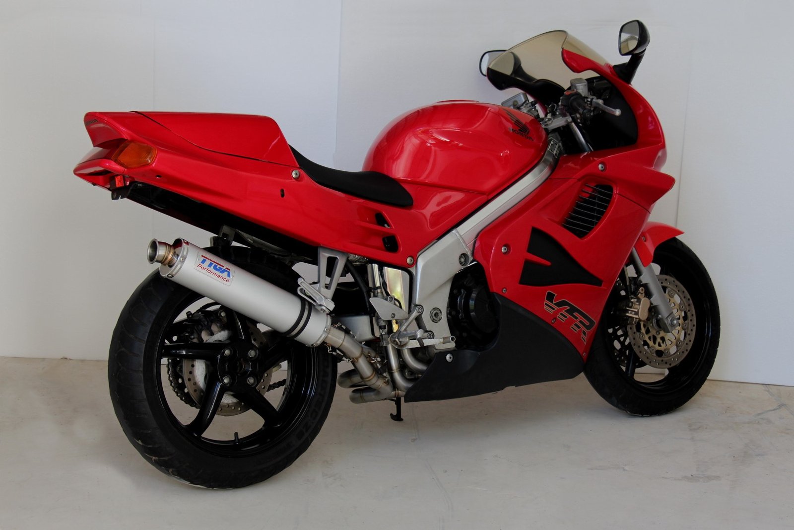 Set, Pipe, R.H Exit, Full Race System, Round Aluminium Silencer, VFR750F, Gen 4, '94-'97