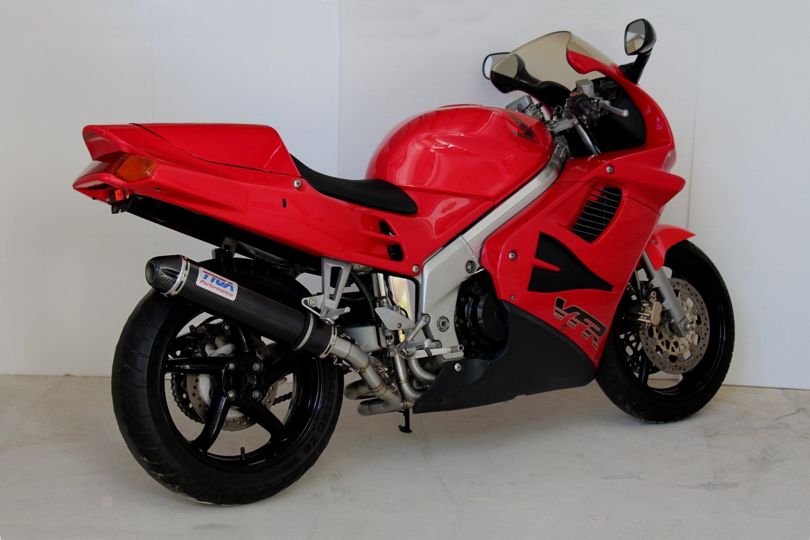 Set, Pipe, R.H Exit, Full Race System, Round Carbon/Carbon End Cap Silencer, VFR750F, Gen 4, '94-'97