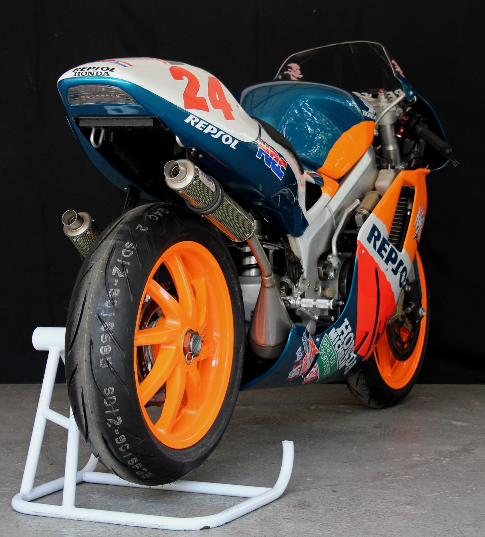 Kit, Seat Set, Carbon, (Race), MC21, MC28, NSR250V - Image 4