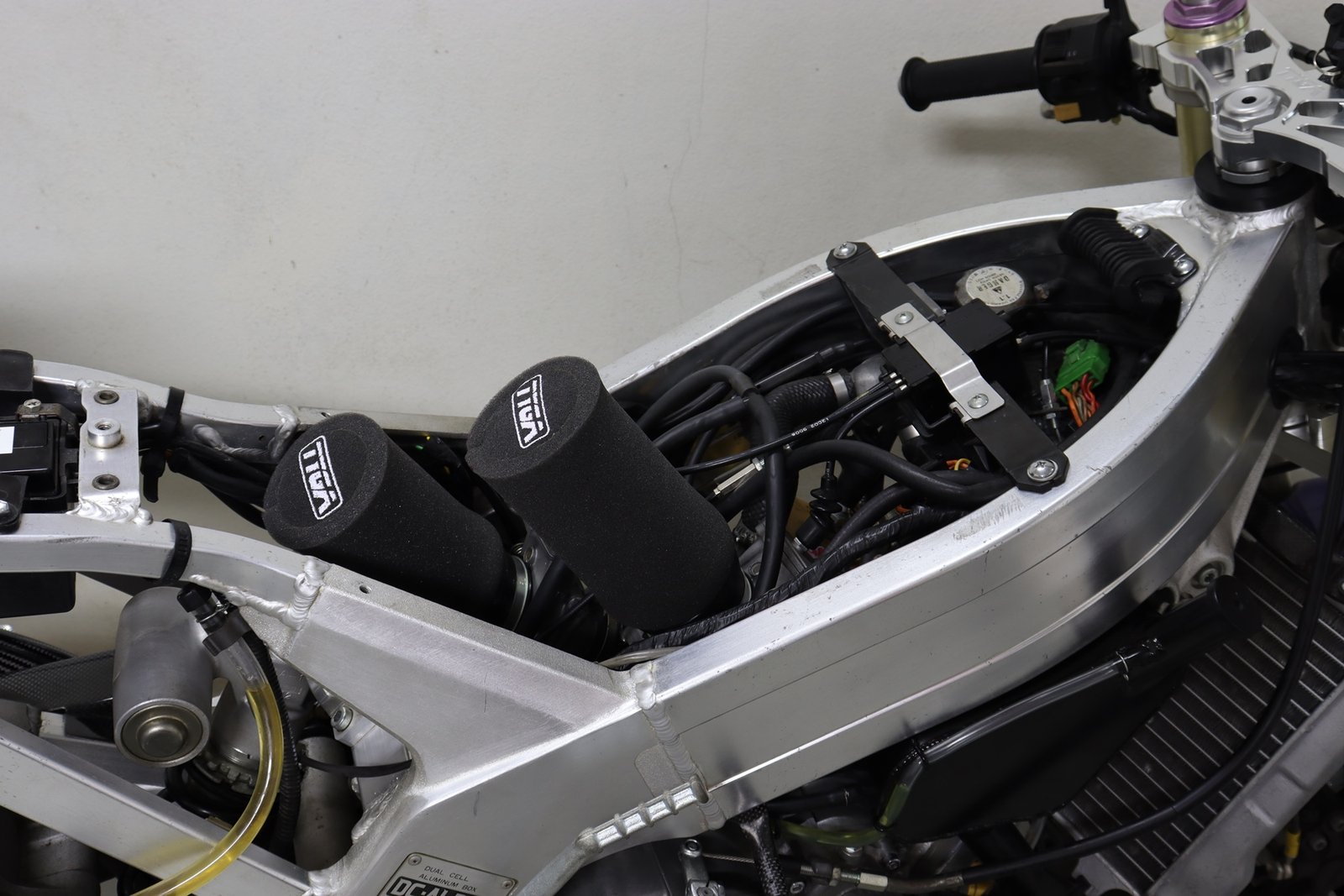 Pod Filter, Pair, RGV250 VJ21/VJ22 - Image 8