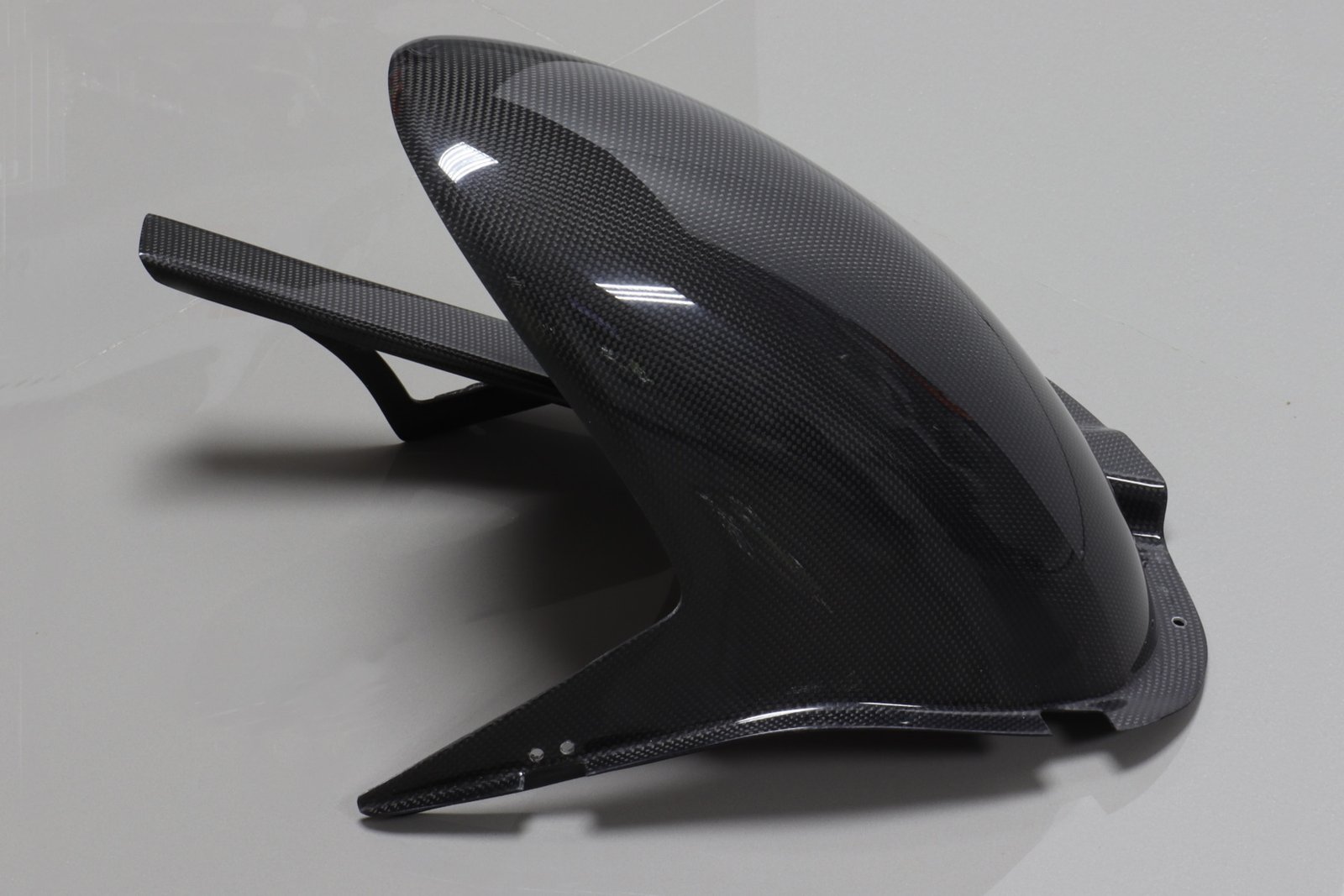 Rear Hugger/Chain Guard (Carbon), VJ23 RGV250 - Image 2