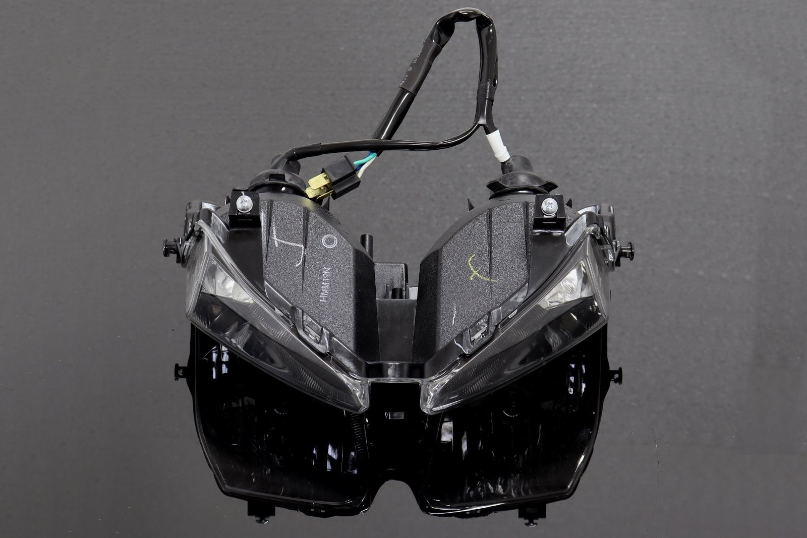 Headlight/Turn Signal Assembly, Tyga Eyes III , Assy. - Image 6