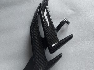 BMW S1000RR 2019 - carbon side fairing air duct