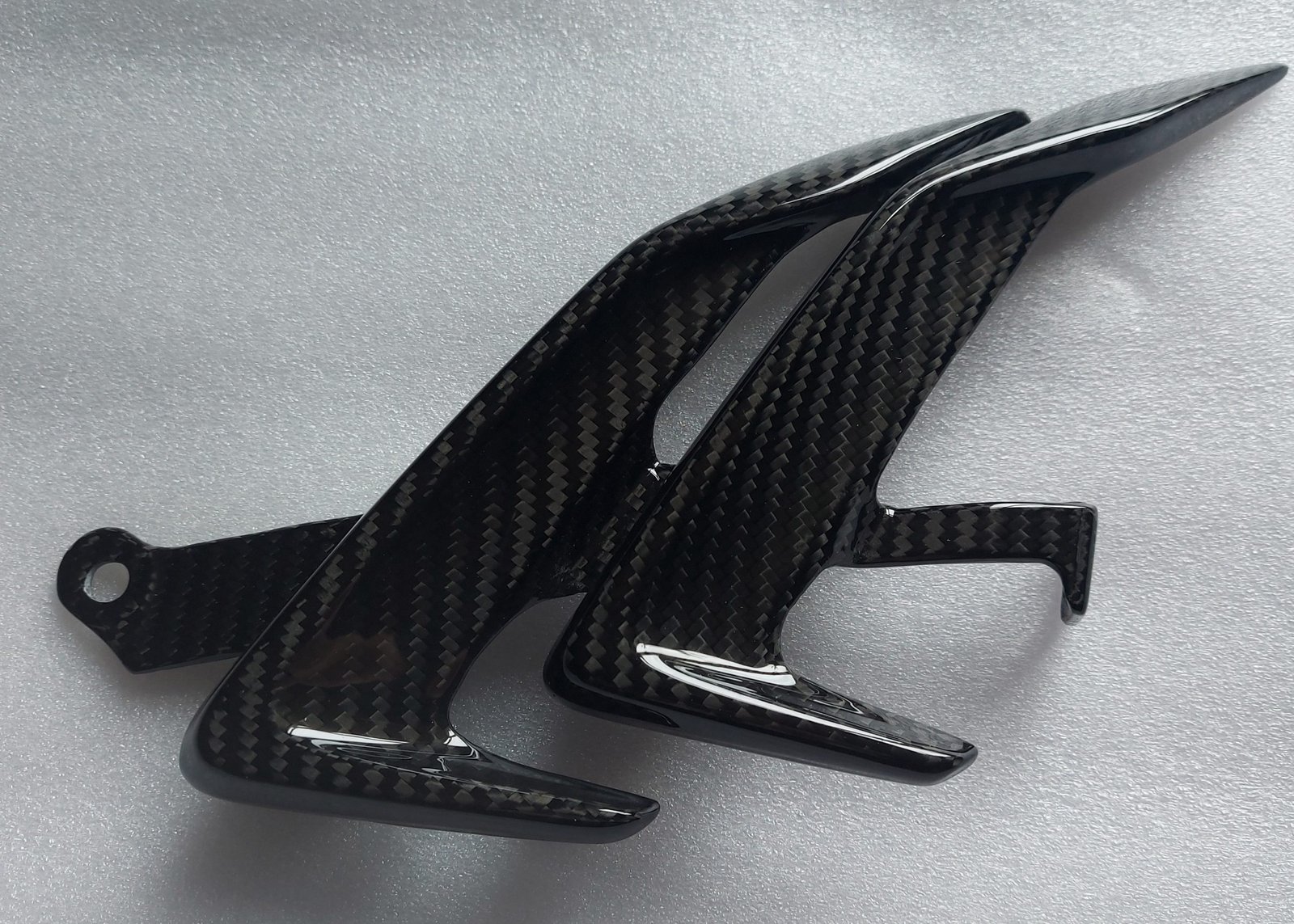 BMW S1000RR 2019 - carbon side fairing air duct - Image 2