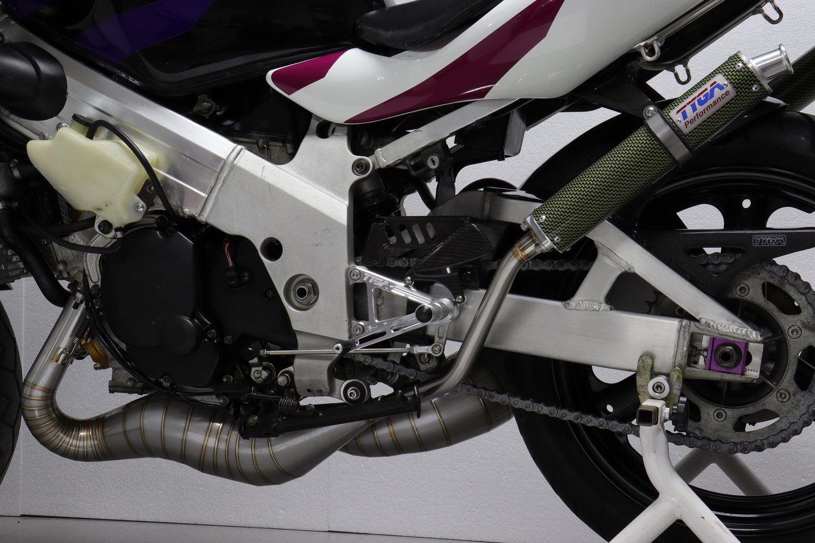 Racing Step Kit, VJ23 RGV250 - Image 10