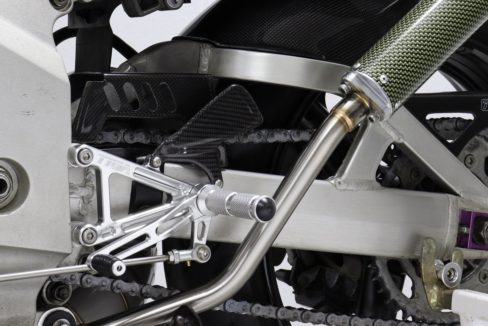 Racing Step Kit, VJ23 RGV250 - Image 12