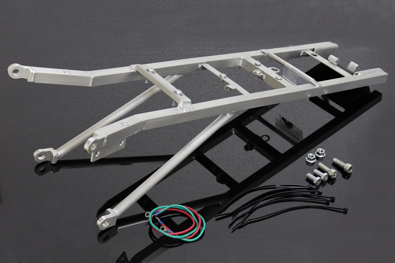 Kit, GP Seat Set, Street, GRP, Aluminium Subframe, VJ22 RGV250 - Image 5