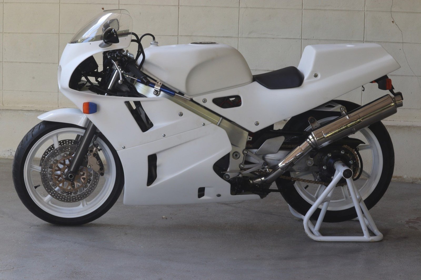 Kit, Complete Body Set with Front Fender, GRP, NC30, RC30 Style, Street - Image 15
