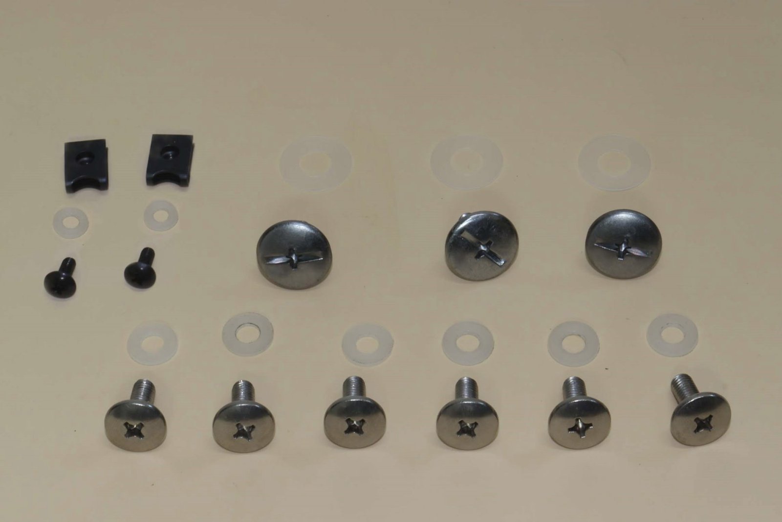 Fitting Kit for Upper Cowling BPFU-749 and BPFU-7149 - Image 2