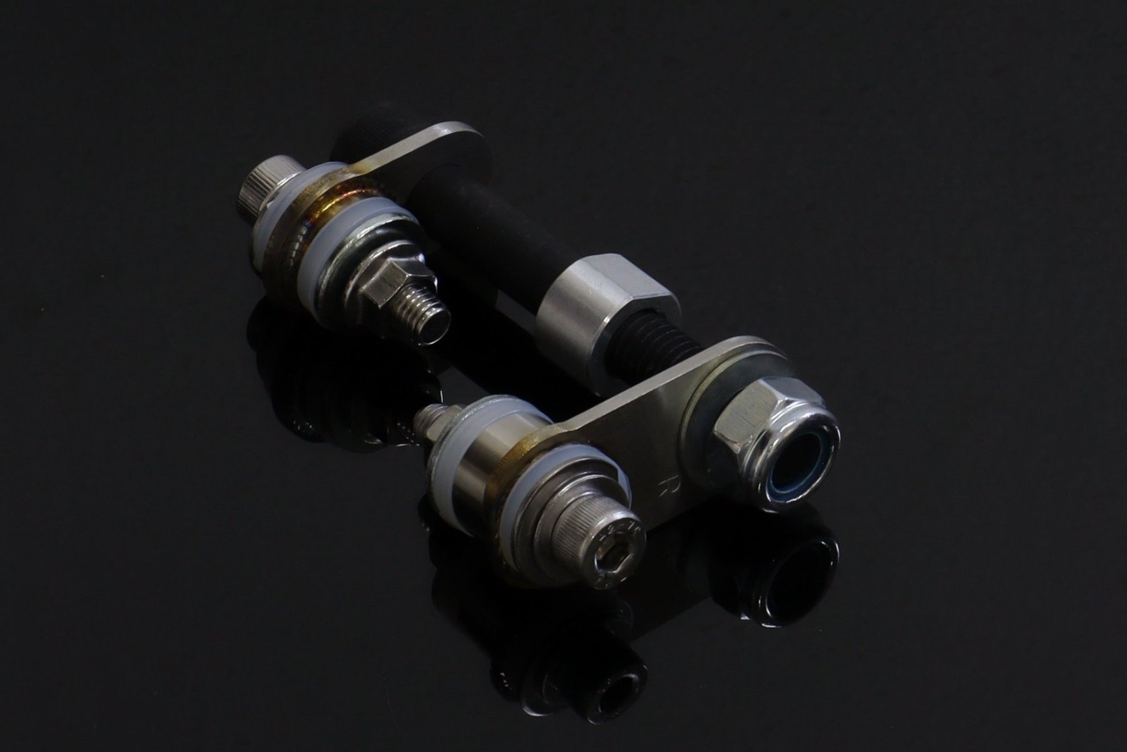 Mount Stay, Exhaust, RGV250 VJ21, Assy