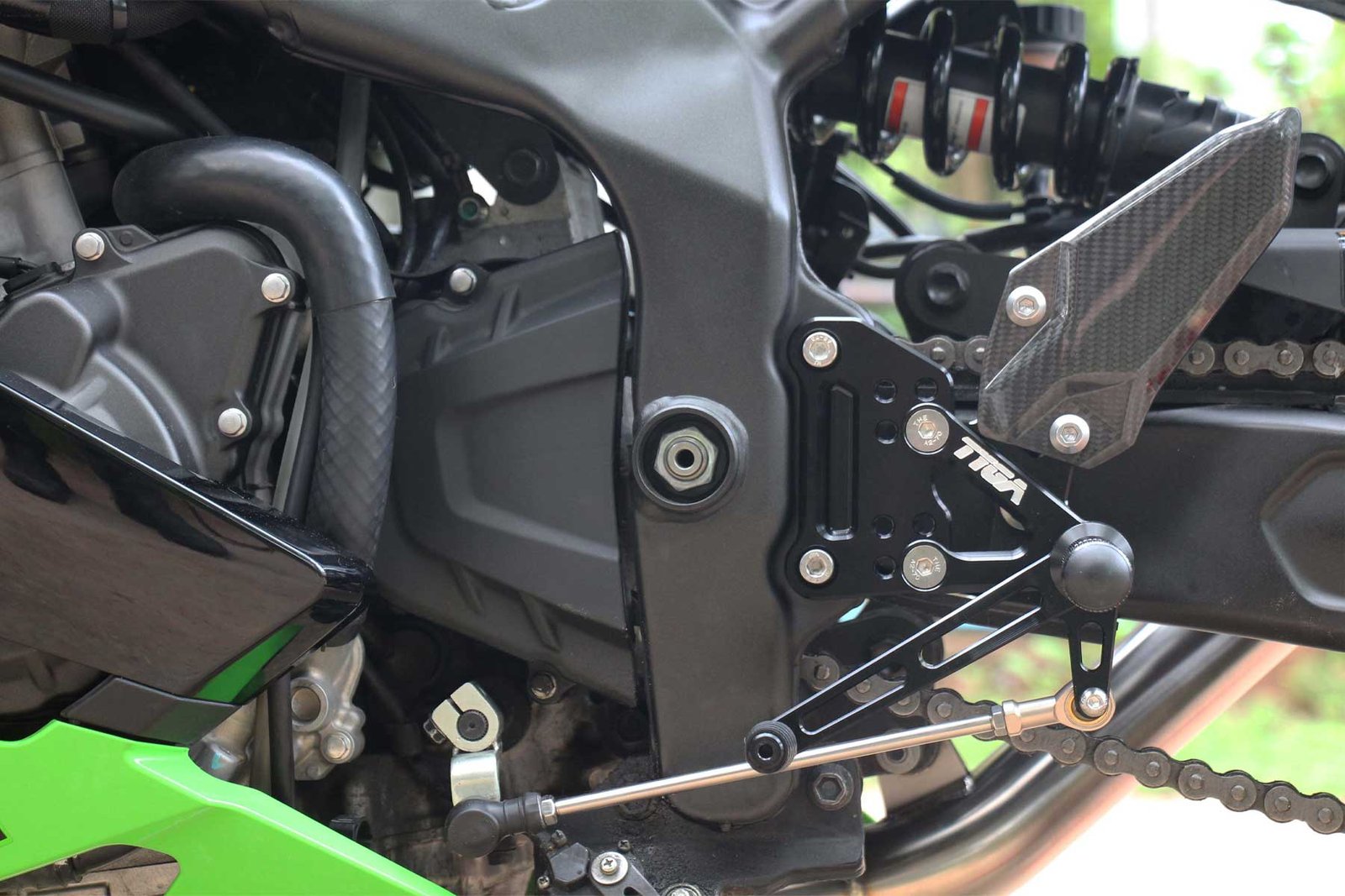 Racing Step Kit, (Adjustable), Normal Shift, Black, Ninja ZX-4R(R) - Image 6