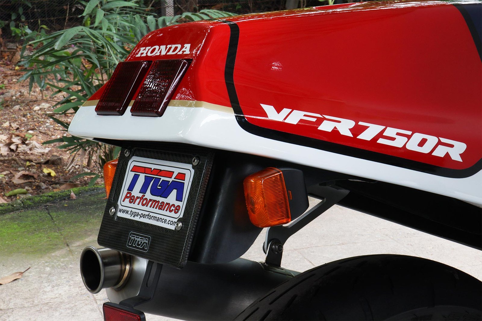 Turn Signal Set, Black, RC30 Style - Image 10